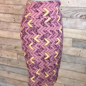 NWT L Lularoe Cassie purple and yellow with geometric shapes